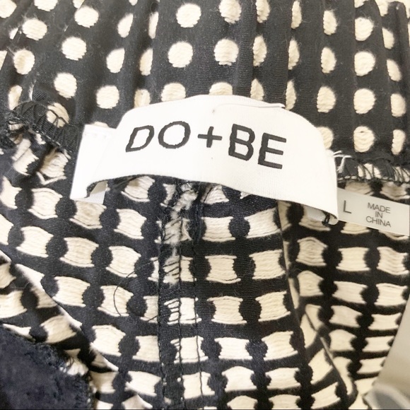 do & be Shorts - Picture 3 of 5